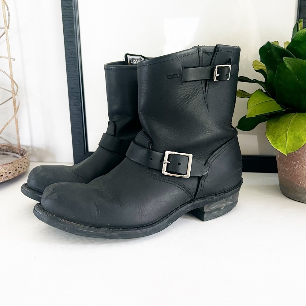 FRYE❤️Leather Engineer Boots❤️Women’s Size 9.5